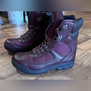 Men's‎ Burgundy Boots Size 7.5 NEW / WOMEN’S Size 9 Sumikko Brand